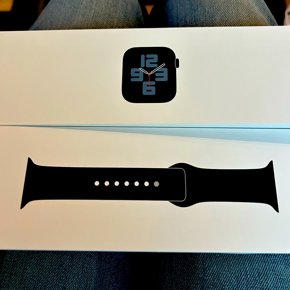 Apple Watch Series 3 GPS- 38mm S/M band